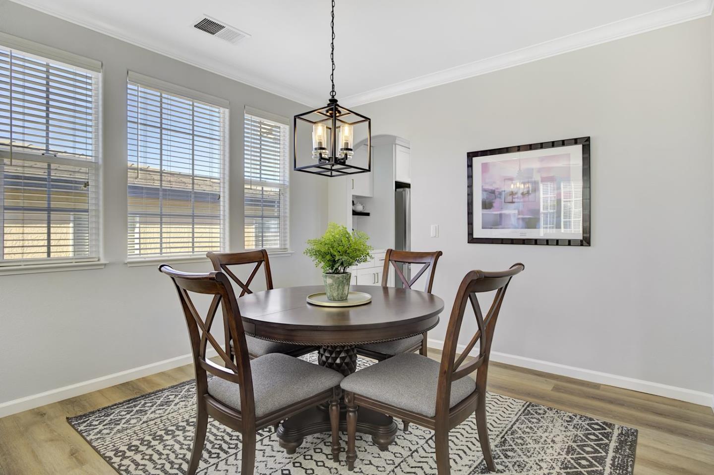 Detail Gallery Image 8 of 68 For 228 Goodwin Dr, San Bruno,  CA 94066 - 4 Beds | 2/1 Baths