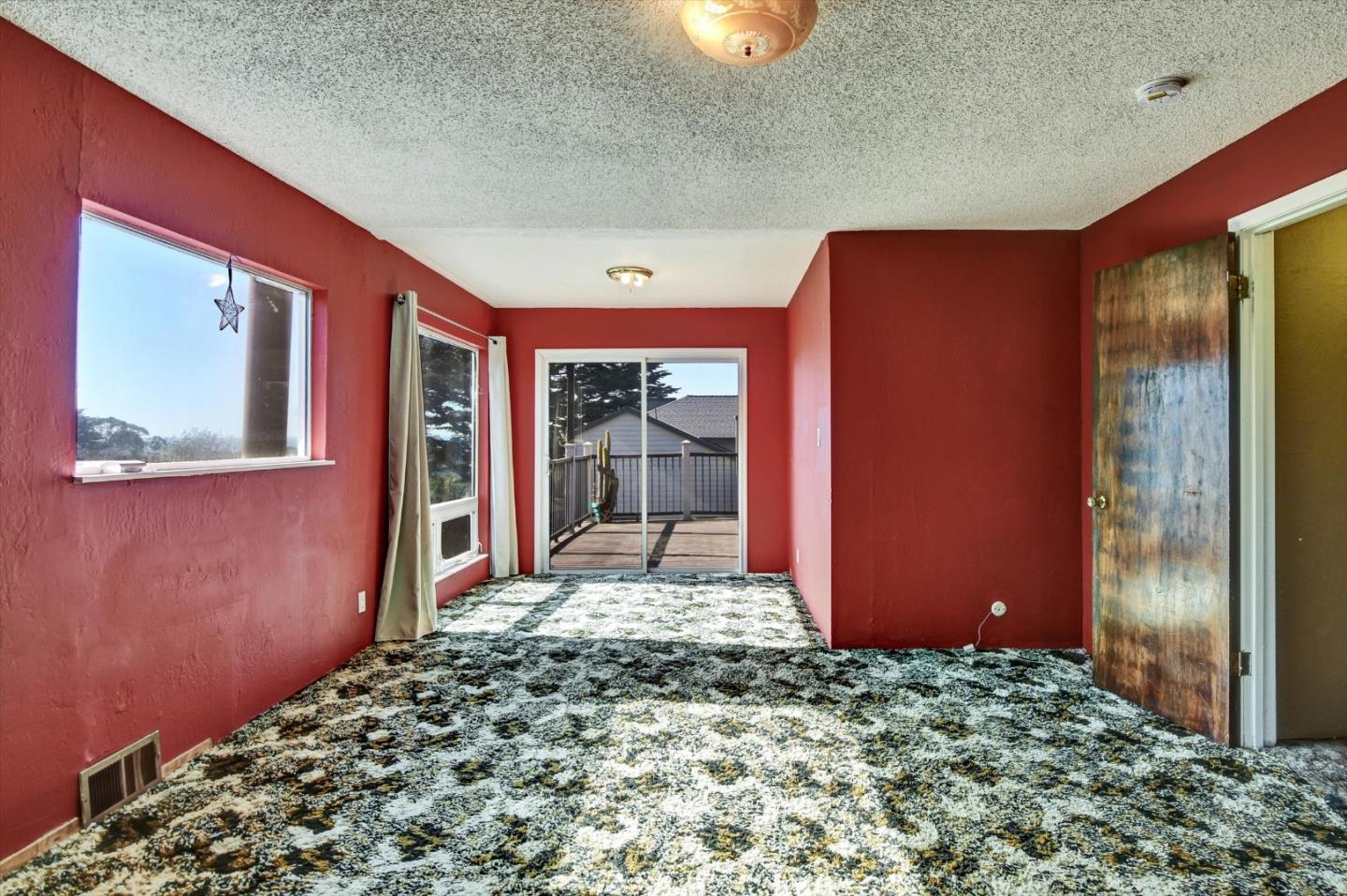 Detail Gallery Image 21 of 52 For 470 Pacific Ave, Pacifica,  CA 94044 - 3 Beds | 2/1 Baths