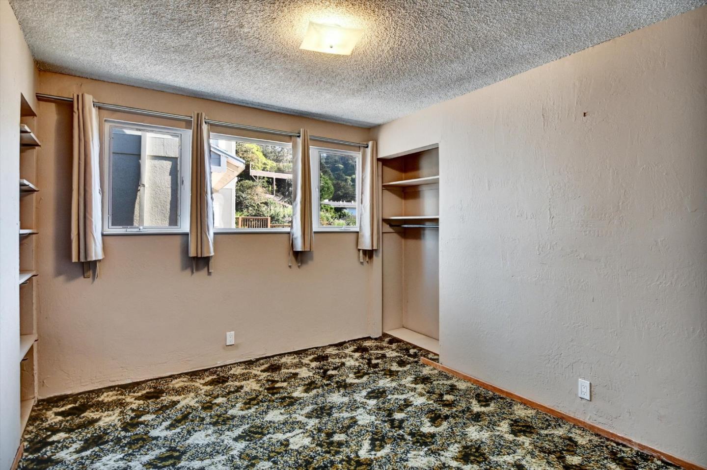 Detail Gallery Image 28 of 52 For 470 Pacific Ave, Pacifica,  CA 94044 - 3 Beds | 2/1 Baths