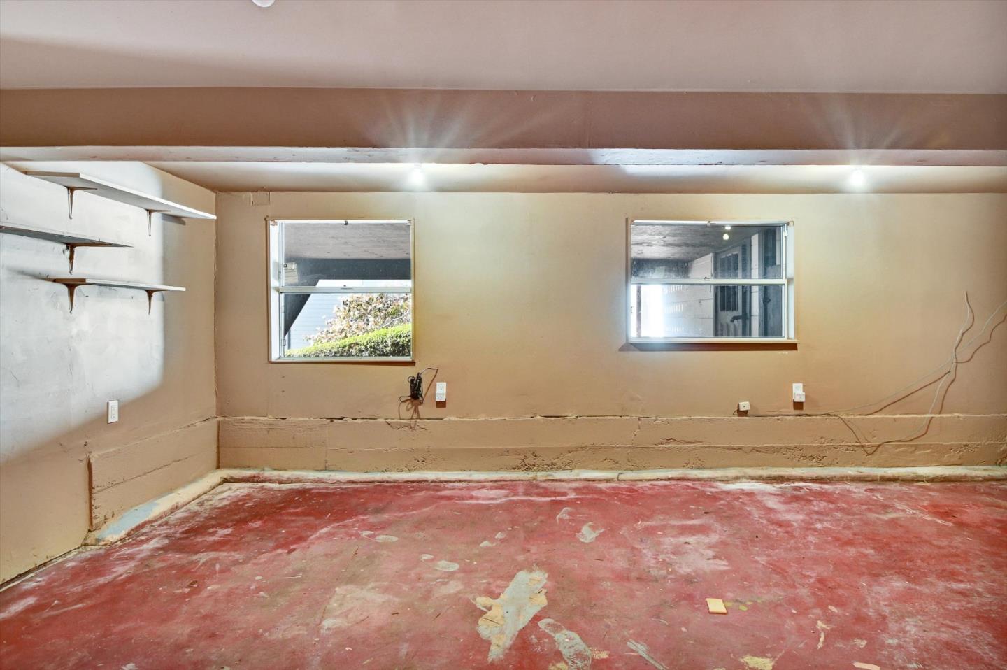 Detail Gallery Image 35 of 52 For 470 Pacific Ave, Pacifica,  CA 94044 - 3 Beds | 2/1 Baths