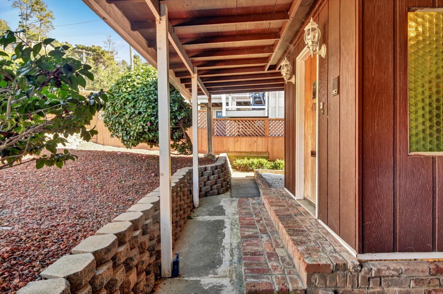 Detail Gallery Image 38 of 52 For 470 Pacific Ave, Pacifica,  CA 94044 - 3 Beds | 2/1 Baths