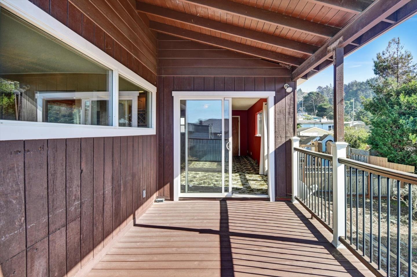 Detail Gallery Image 48 of 52 For 470 Pacific Ave, Pacifica,  CA 94044 - 3 Beds | 2/1 Baths