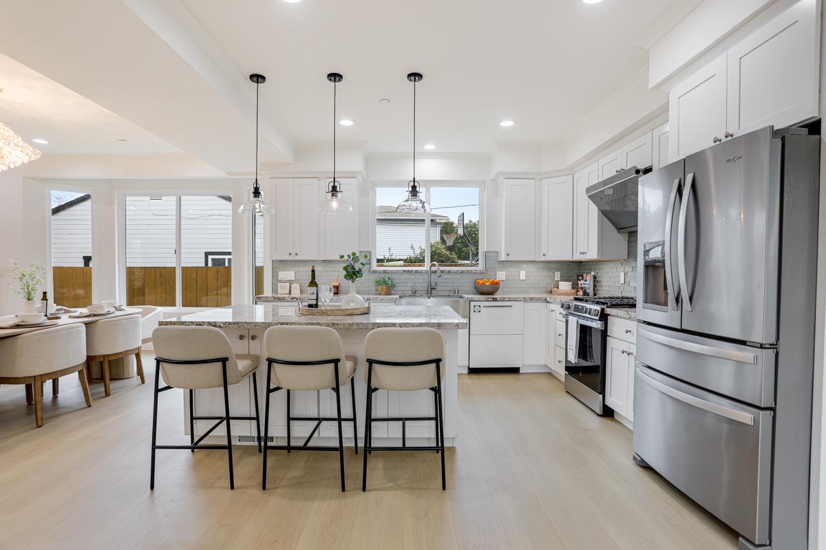 Detail Gallery Image 13 of 41 For 2152 Forbes Ave, Santa Clara,  CA 95050 - 5 Beds | 5 Baths