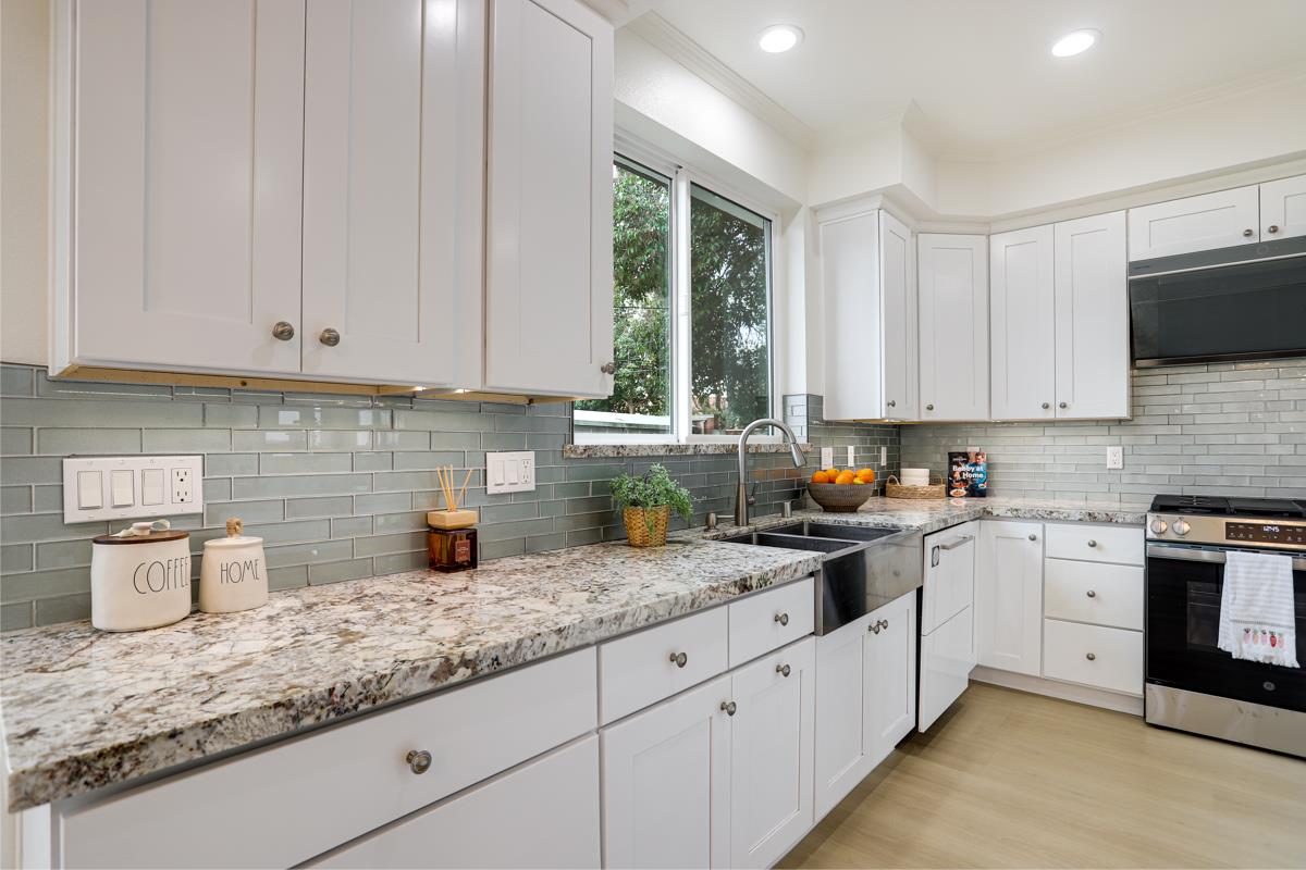 Detail Gallery Image 15 of 41 For 2152 Forbes Ave, Santa Clara,  CA 95050 - 5 Beds | 5 Baths