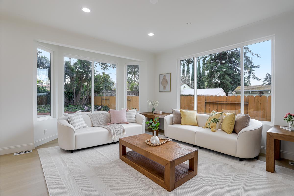 Detail Gallery Image 20 of 41 For 2152 Forbes Ave, Santa Clara,  CA 95050 - 5 Beds | 5 Baths