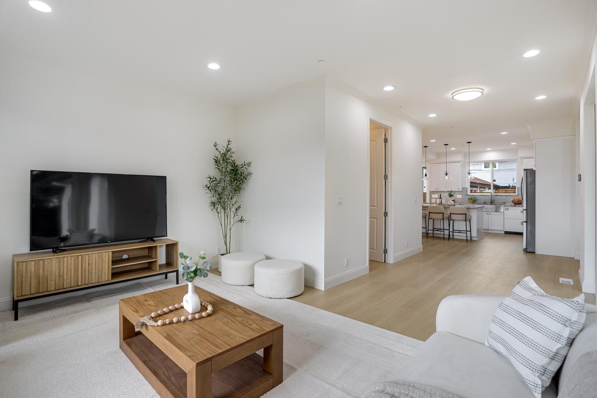 Detail Gallery Image 21 of 41 For 2152 Forbes Ave, Santa Clara,  CA 95050 - 5 Beds | 5 Baths