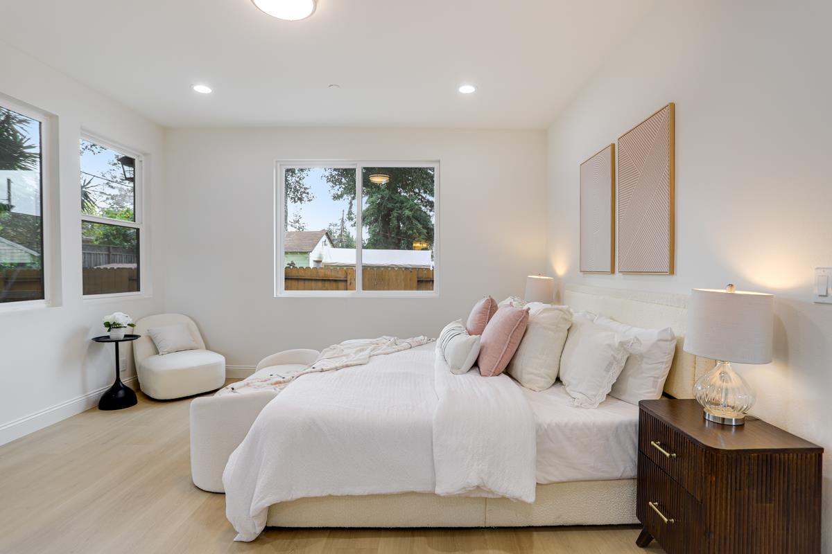 Detail Gallery Image 22 of 41 For 2152 Forbes Ave, Santa Clara,  CA 95050 - 5 Beds | 5 Baths