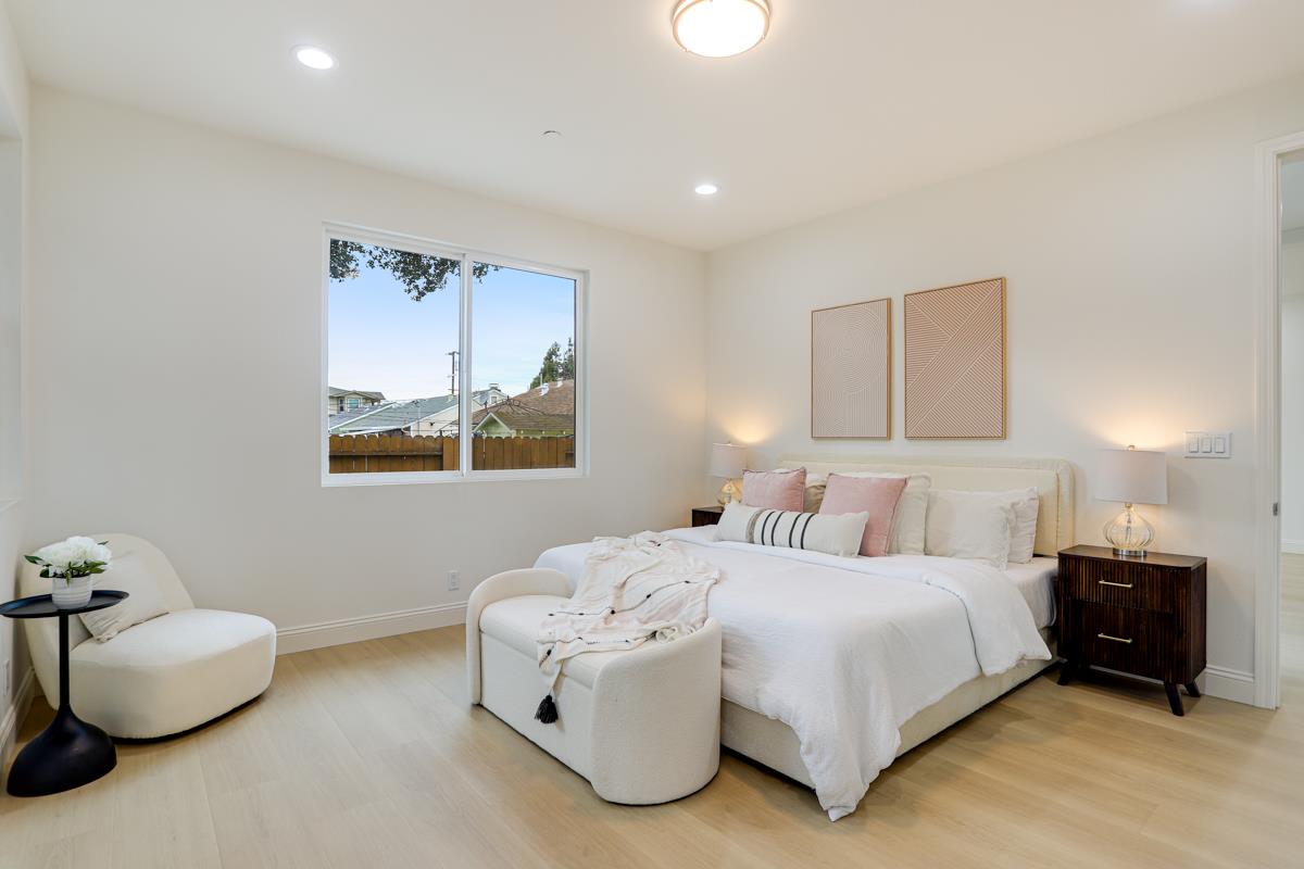 Detail Gallery Image 23 of 41 For 2152 Forbes Ave, Santa Clara,  CA 95050 - 5 Beds | 5 Baths