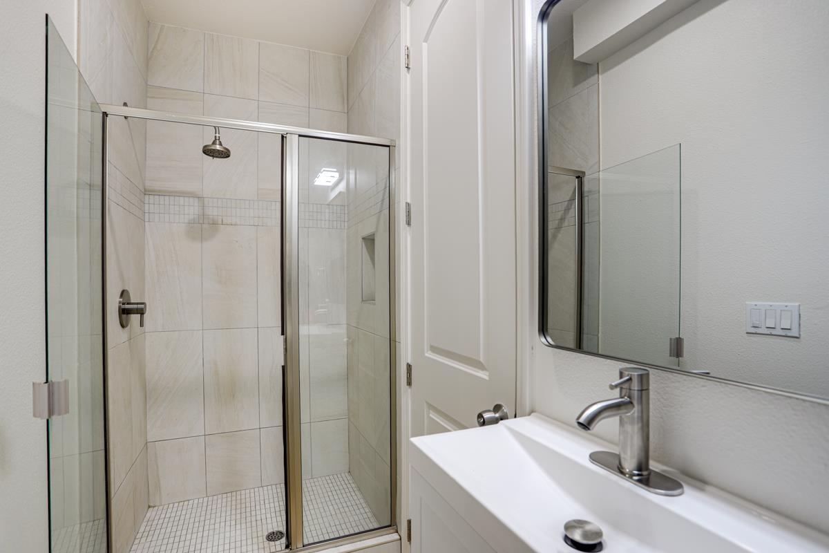 Detail Gallery Image 24 of 41 For 2152 Forbes Ave, Santa Clara,  CA 95050 - 5 Beds | 5 Baths