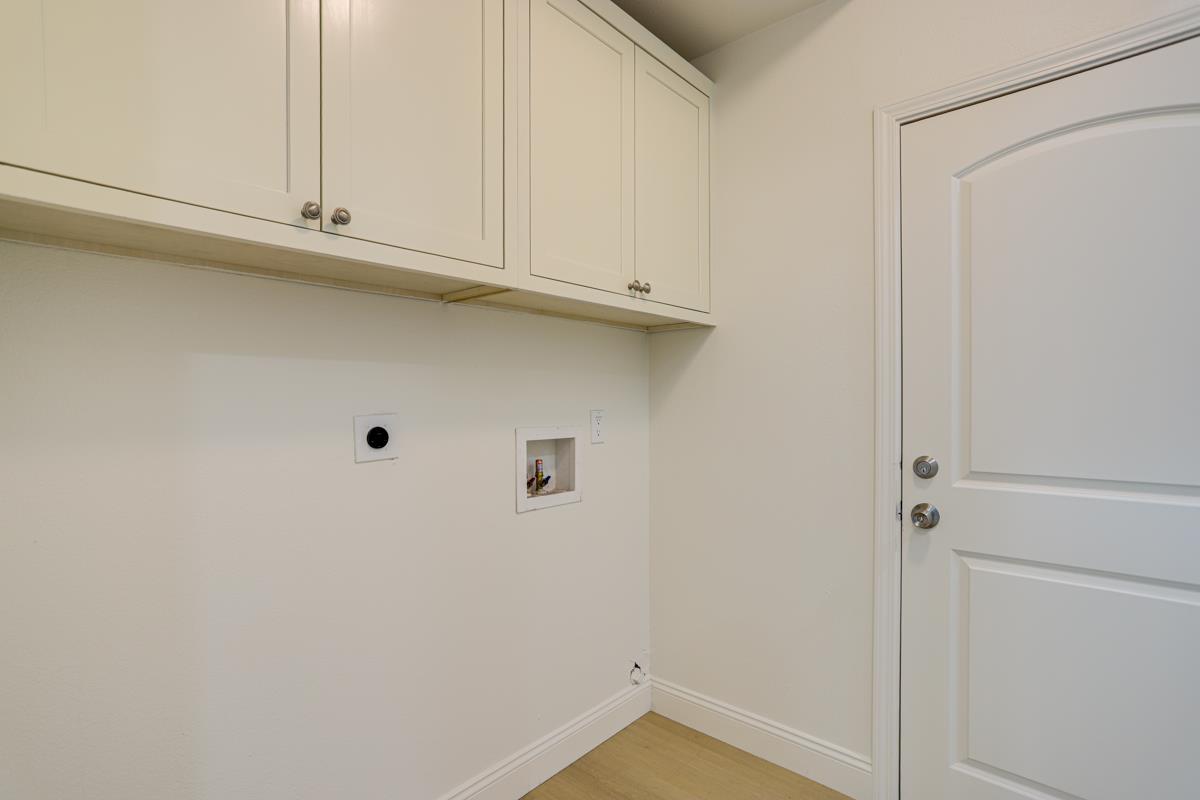 Detail Gallery Image 35 of 41 For 2152 Forbes Ave, Santa Clara,  CA 95050 - 5 Beds | 5 Baths