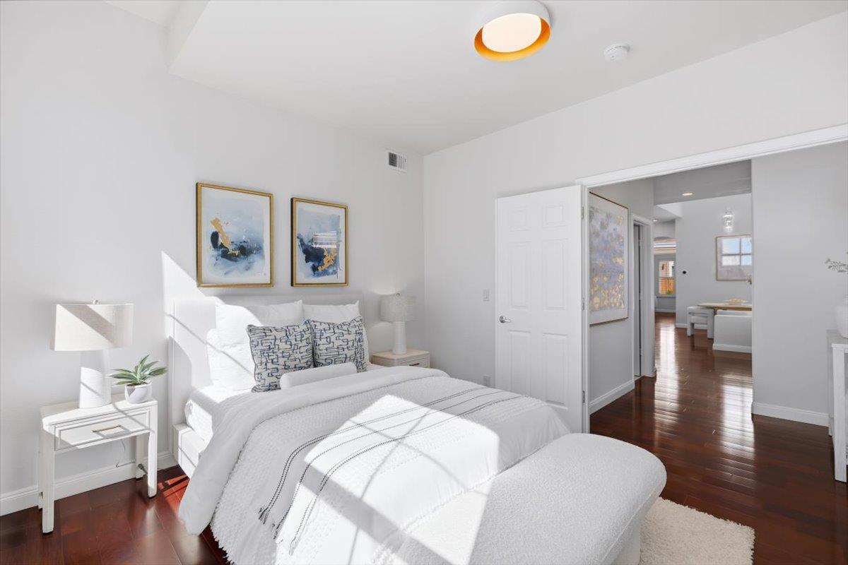 Detail Gallery Image 23 of 75 For 1 Mandalay Ct, Redwood City,  CA 94065 - 4 Beds | 3 Baths