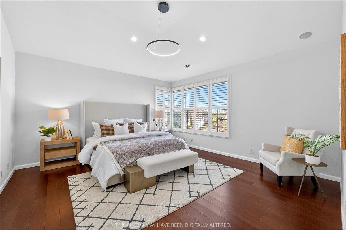 Detail Gallery Image 26 of 75 For 1 Mandalay Ct, Redwood City,  CA 94065 - 4 Beds | 3 Baths