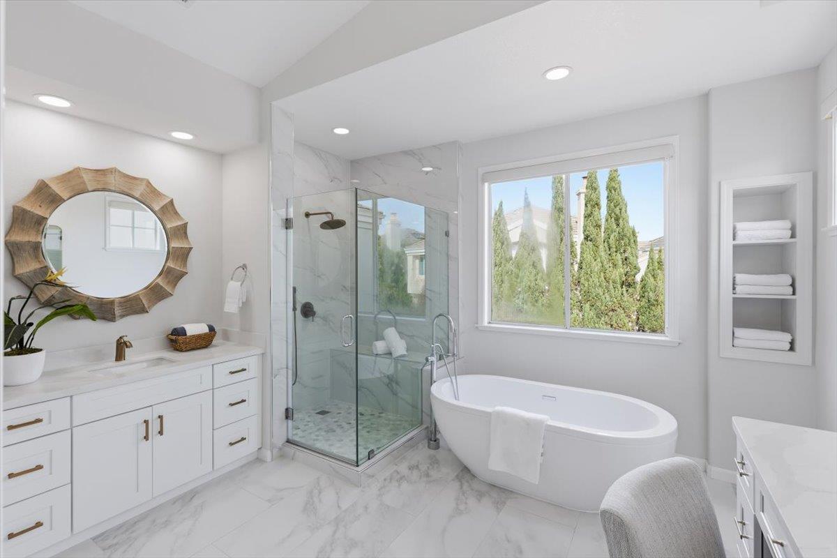 Detail Gallery Image 31 of 75 For 1 Mandalay Ct, Redwood City,  CA 94065 - 4 Beds | 3 Baths