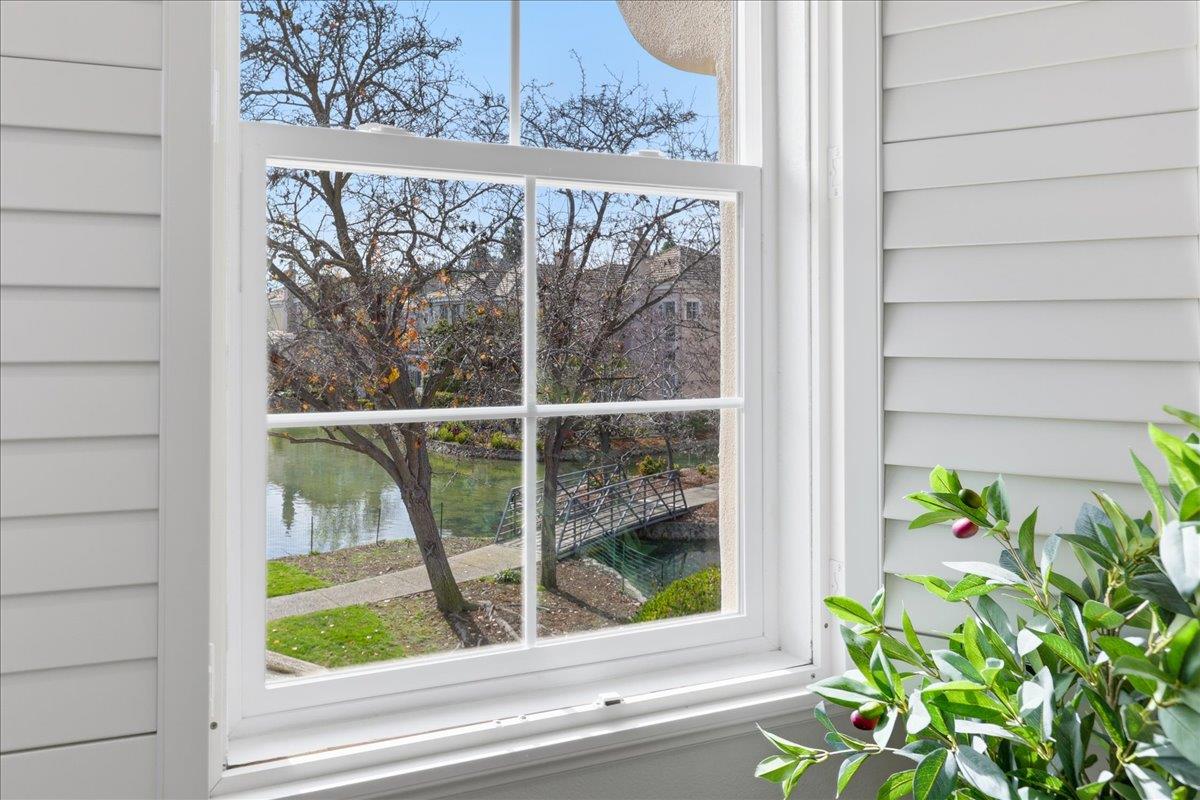 Detail Gallery Image 38 of 75 For 1 Mandalay Ct, Redwood City,  CA 94065 - 4 Beds | 3 Baths