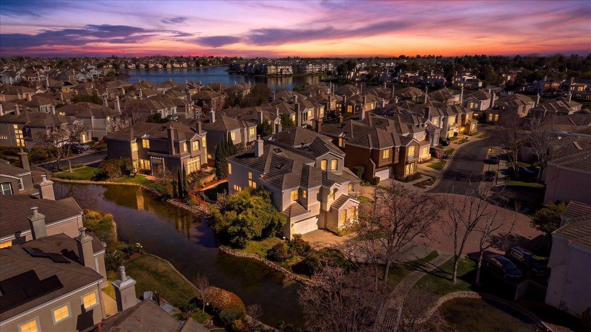 Detail Gallery Image 46 of 75 For 1 Mandalay Ct, Redwood City,  CA 94065 - 4 Beds | 3 Baths