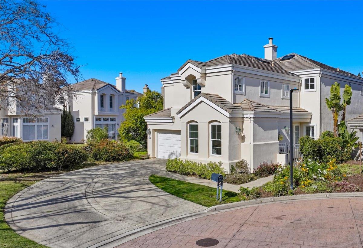 Detail Gallery Image 48 of 75 For 1 Mandalay Ct, Redwood City,  CA 94065 - 4 Beds | 3 Baths