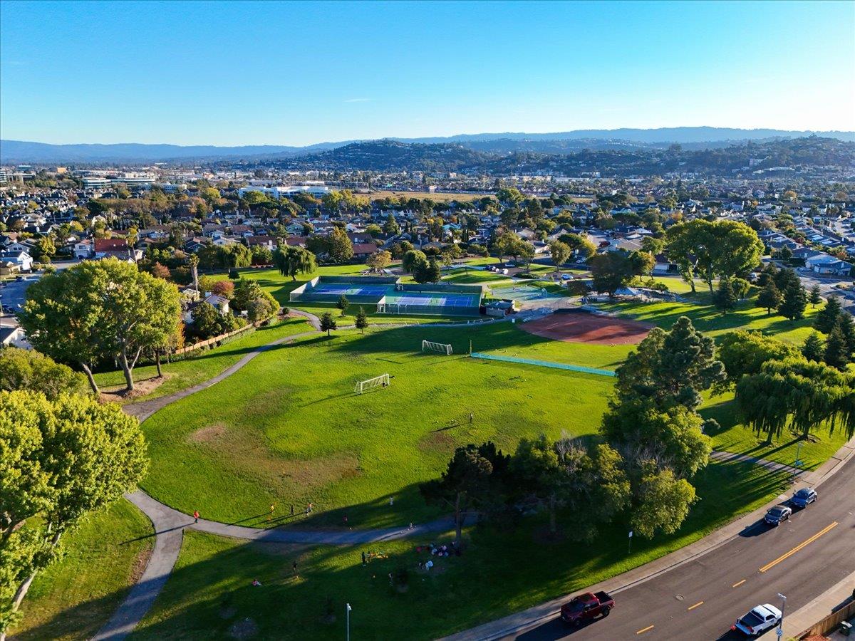 Detail Gallery Image 72 of 75 For 1 Mandalay Ct, Redwood City,  CA 94065 - 4 Beds | 3 Baths