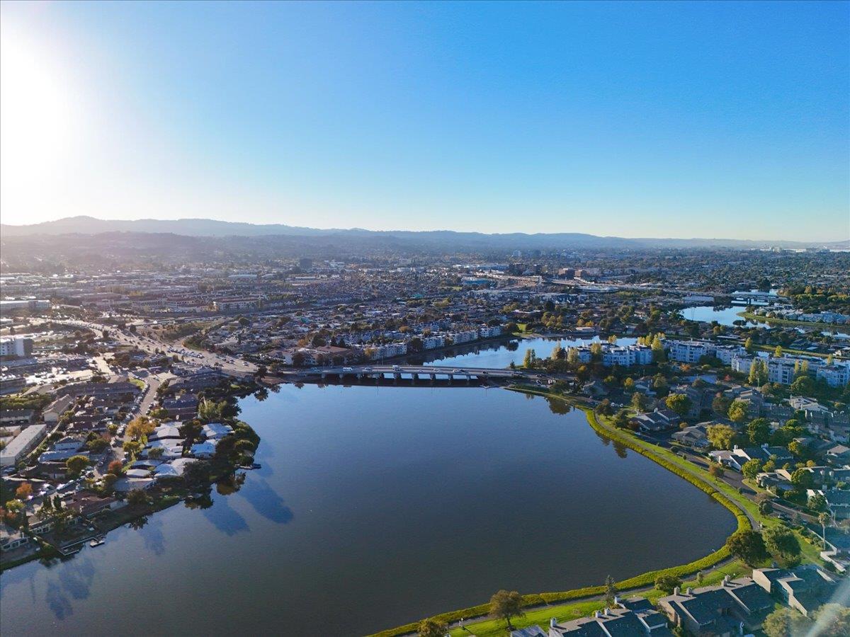 Detail Gallery Image 73 of 75 For 1 Mandalay Ct, Redwood City,  CA 94065 - 4 Beds | 3 Baths