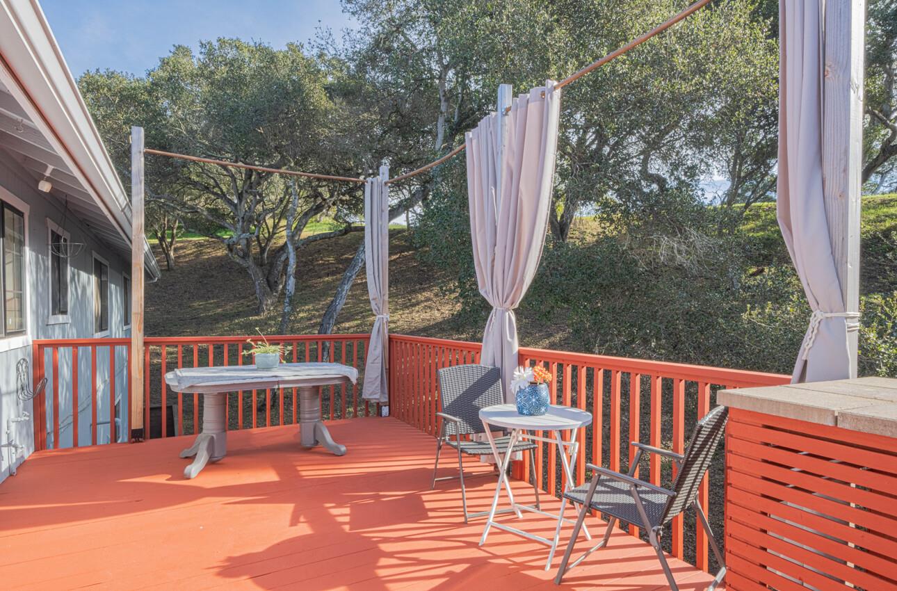 Detail Gallery Image 12 of 48 For 6640 Kim Ann Ln, Salinas,  CA 93907 - 4 Beds | 3 Baths