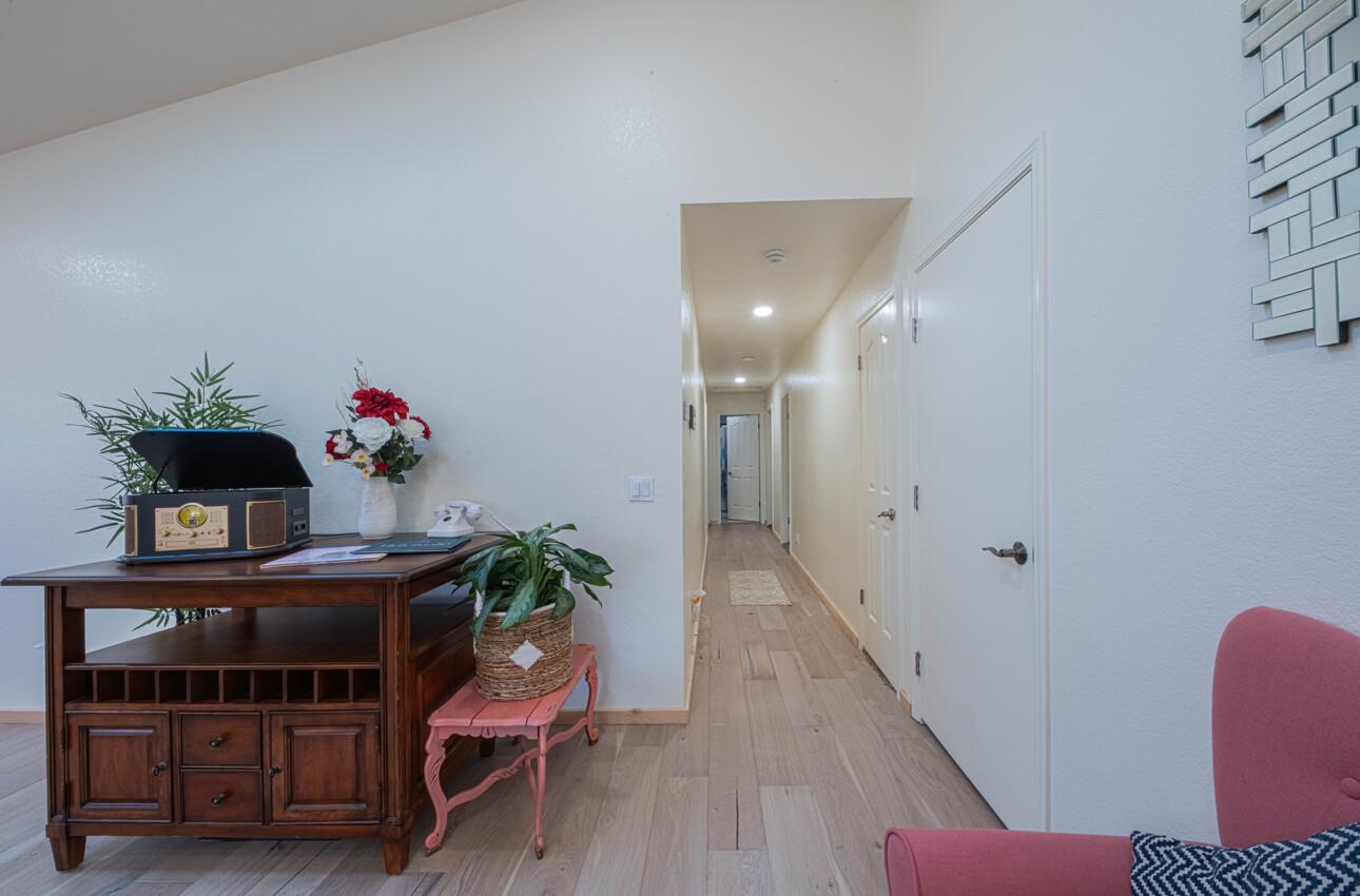 Detail Gallery Image 20 of 48 For 6640 Kim Ann Ln, Salinas,  CA 93907 - 4 Beds | 3 Baths