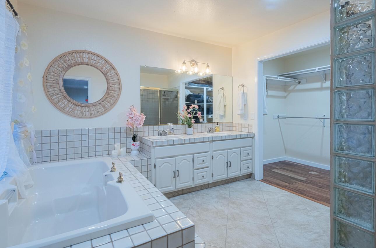 Detail Gallery Image 37 of 48 For 6640 Kim Ann Ln, Salinas,  CA 93907 - 4 Beds | 3 Baths