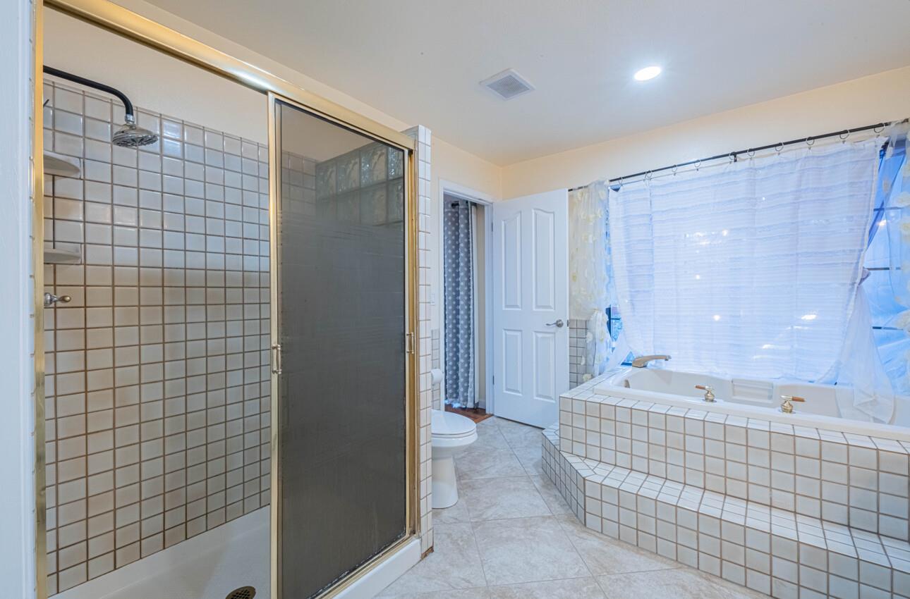 Detail Gallery Image 38 of 48 For 6640 Kim Ann Ln, Salinas,  CA 93907 - 4 Beds | 3 Baths