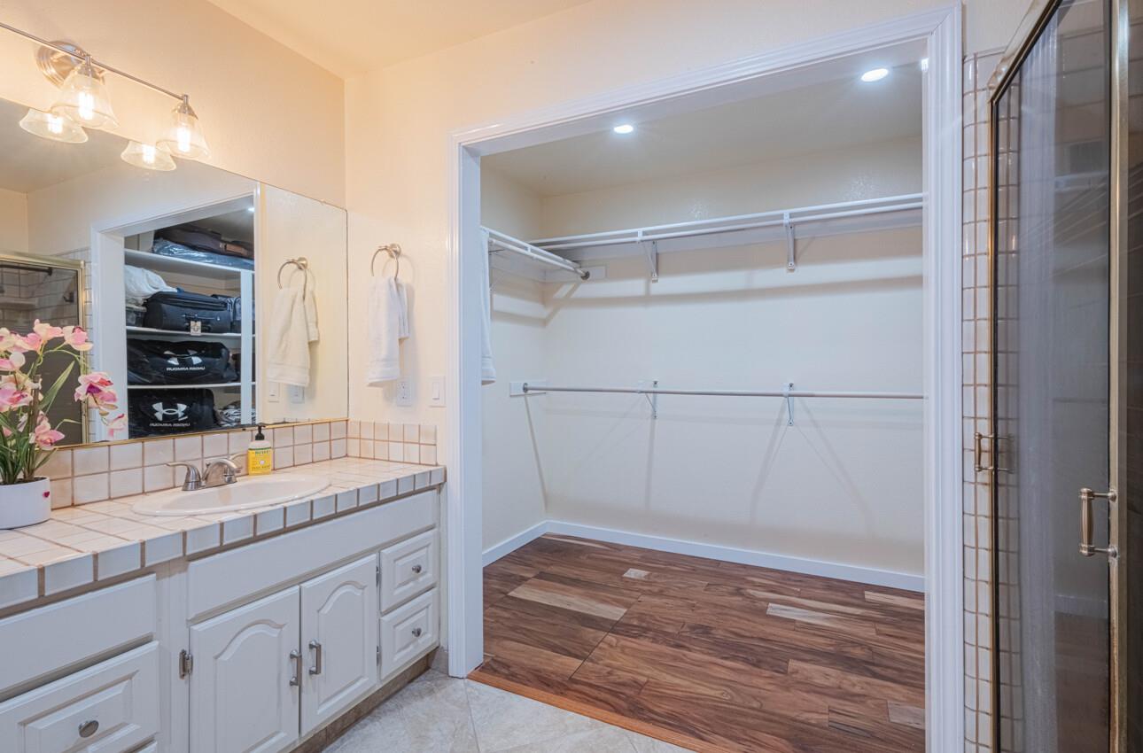 Detail Gallery Image 39 of 48 For 6640 Kim Ann Ln, Salinas,  CA 93907 - 4 Beds | 3 Baths