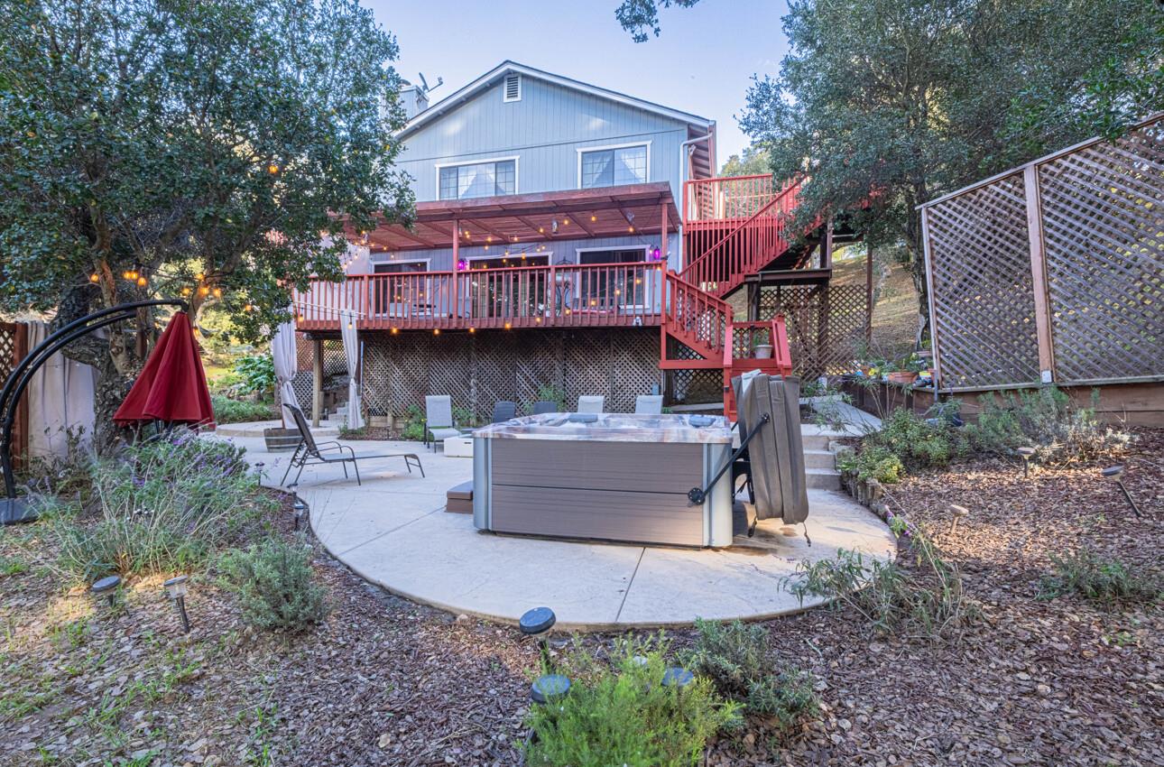 Detail Gallery Image 4 of 48 For 6640 Kim Ann Ln, Salinas,  CA 93907 - 4 Beds | 3 Baths