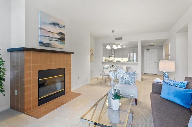 Detail Gallery Image 11 of 17 For 550 Ortega Ave #B324,  Mountain View,  CA 94040 - 2 Beds | 2 Baths