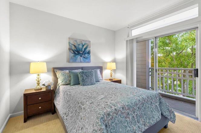 Detail Gallery Image 13 of 17 For 550 Ortega Ave #B324,  Mountain View,  CA 94040 - 2 Beds | 2 Baths