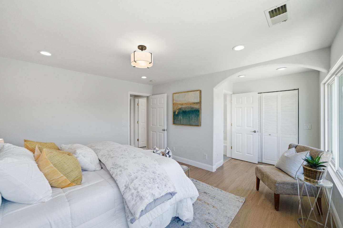 Detail Gallery Image 10 of 24 For 1723 El Verano Way, Belmont,  CA 94002 - 3 Beds | 3 Baths