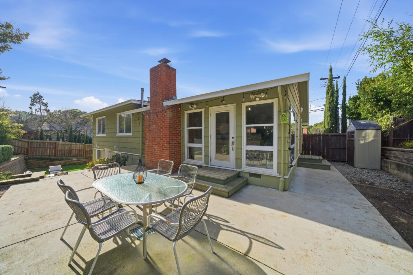 Detail Gallery Image 19 of 24 For 1723 El Verano Way, Belmont,  CA 94002 - 3 Beds | 3 Baths