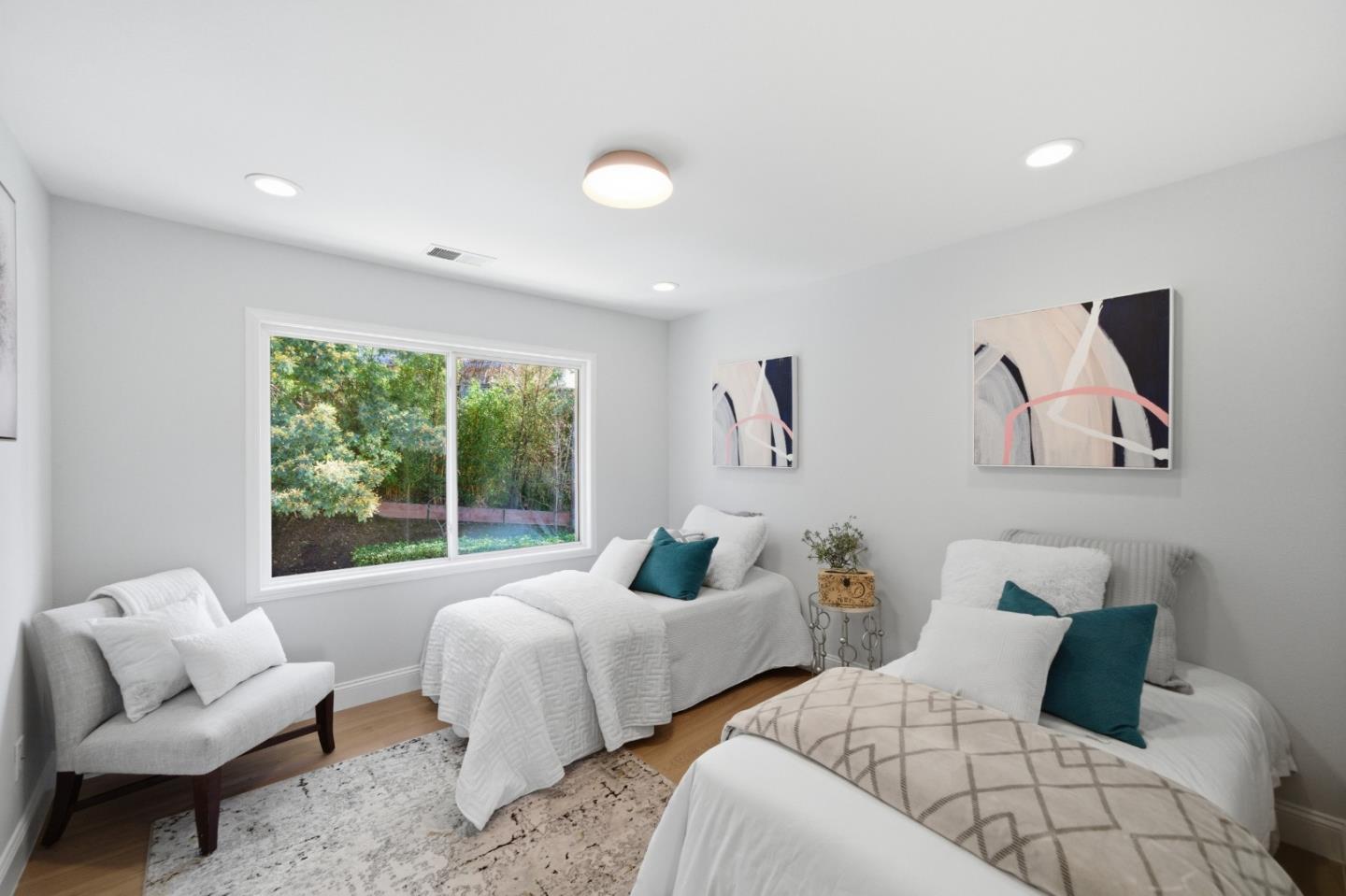 Detail Gallery Image 7 of 24 For 1723 El Verano Way, Belmont,  CA 94002 - 3 Beds | 3 Baths