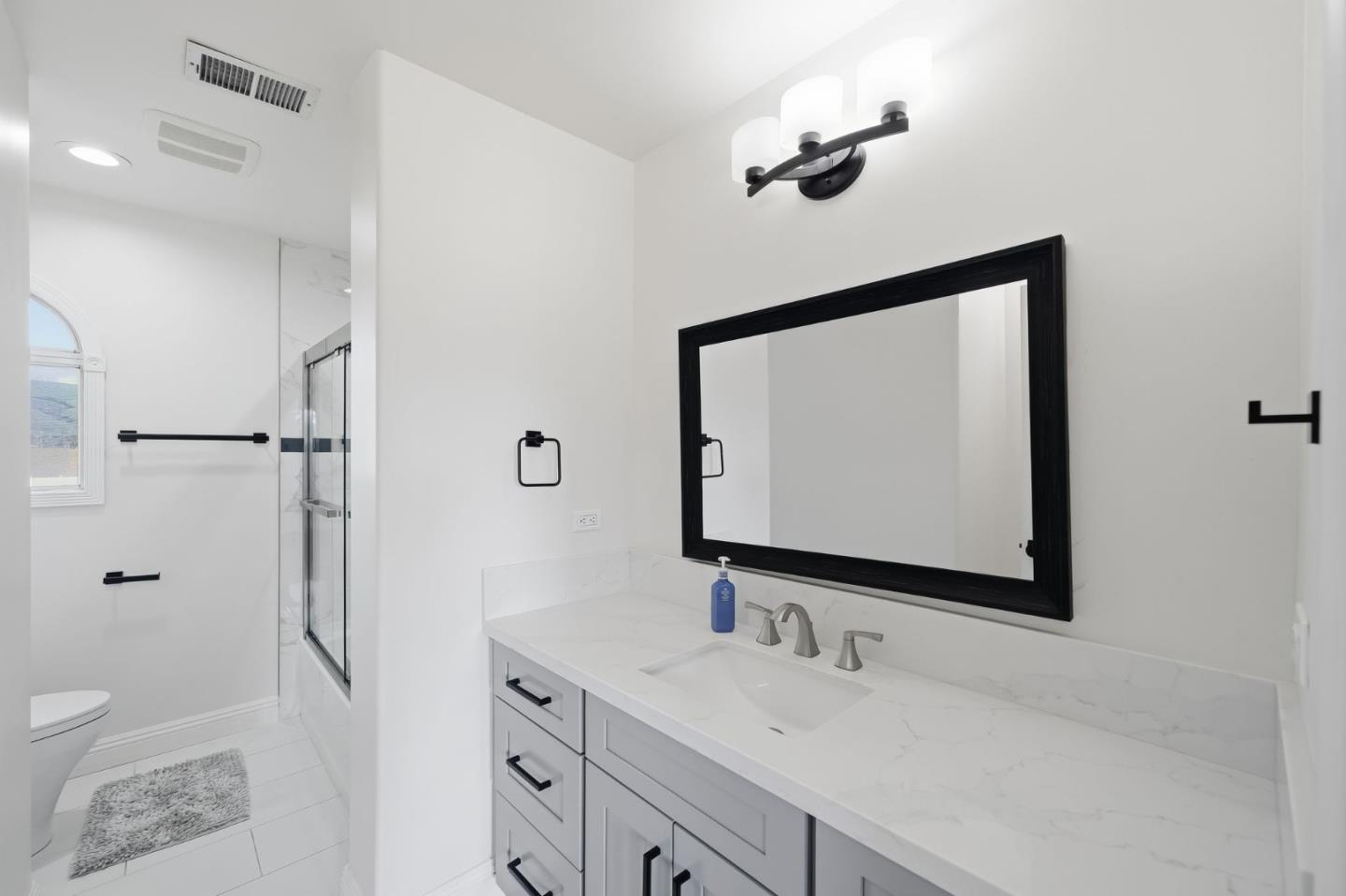 Detail Gallery Image 34 of 55 For 194 Lantz Dr, Morgan Hill,  CA 95037 - 4 Beds | 5 Baths