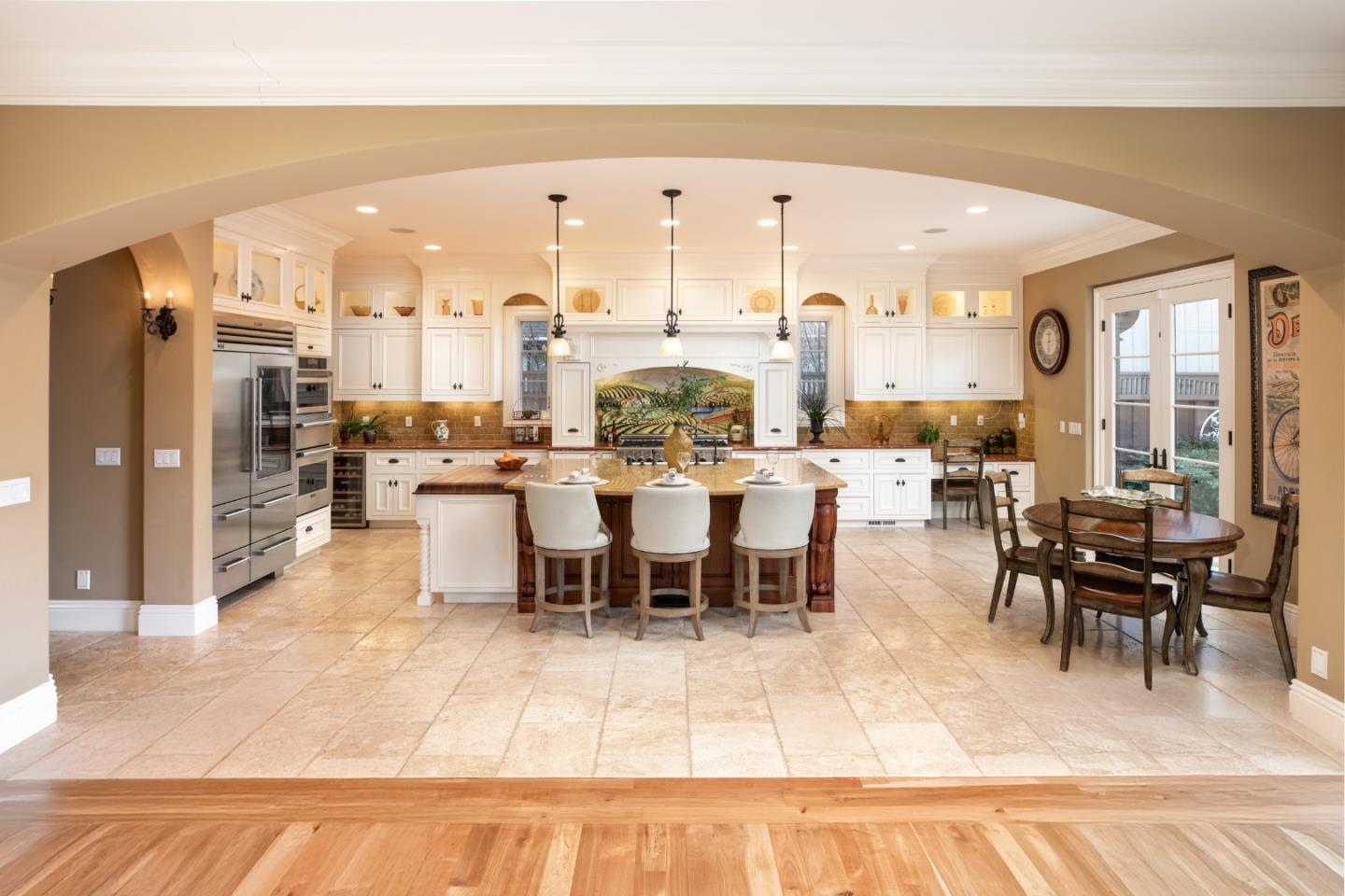 Detail Gallery Image 15 of 54 For 1335 Glenwood Ave, San Jose,  CA 95125 - 5 Beds | 3/1 Baths