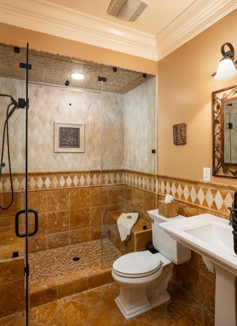 Detail Gallery Image 27 of 54 For 1335 Glenwood Ave, San Jose,  CA 95125 - 5 Beds | 3/1 Baths