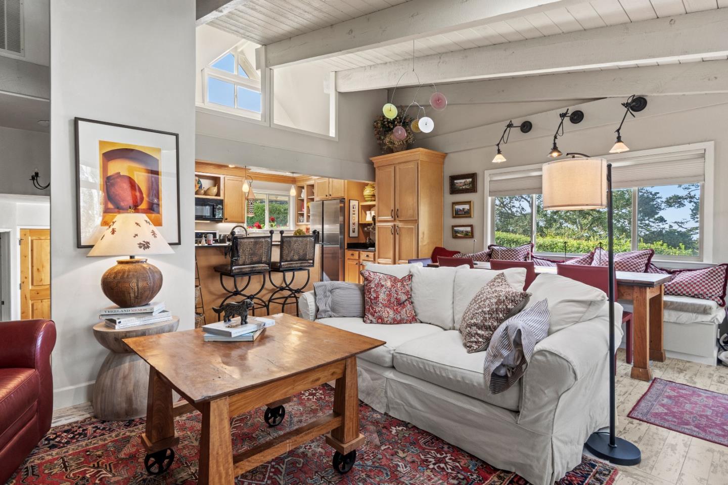 Detail Gallery Image 2 of 17 For 24694 Dolores St, Carmel,  CA 93923 - 3 Beds | 3/1 Baths