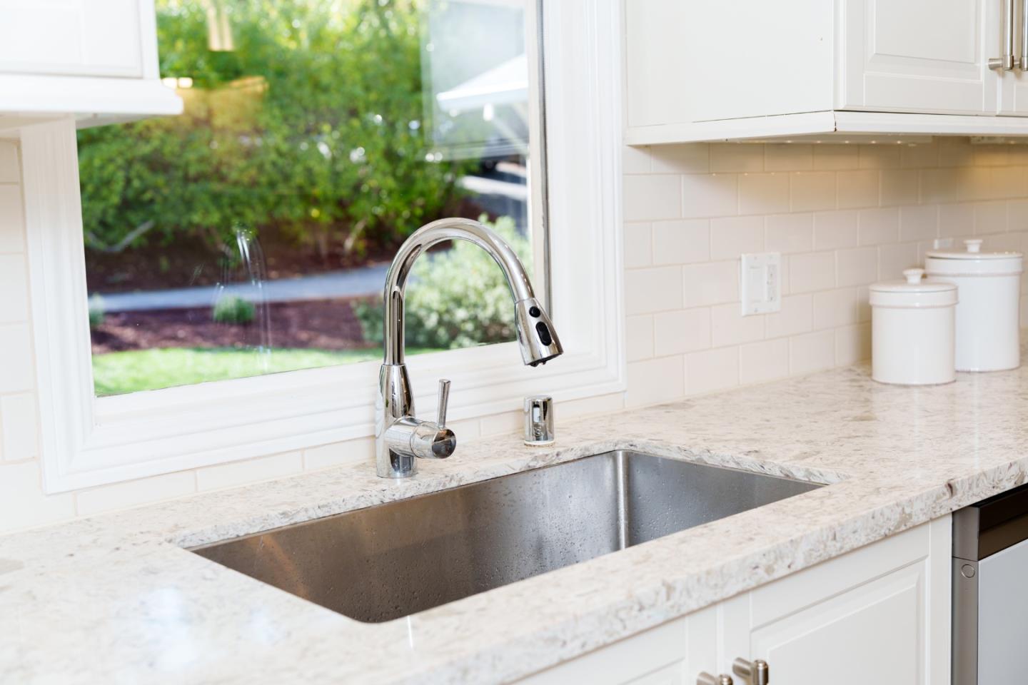 Detail Gallery Image 18 of 37 For 24821 Prospect Ave, Los Altos Hills,  CA 94022 - 4 Beds | 3/1 Baths