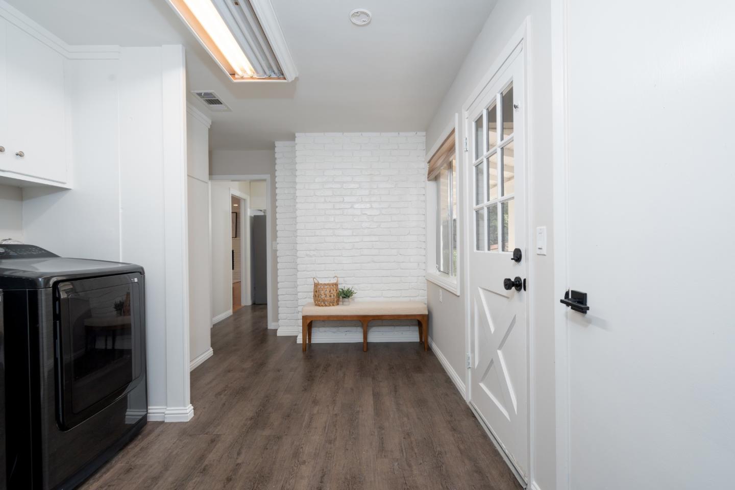 Detail Gallery Image 20 of 37 For 24821 Prospect Ave, Los Altos Hills,  CA 94022 - 4 Beds | 3/1 Baths