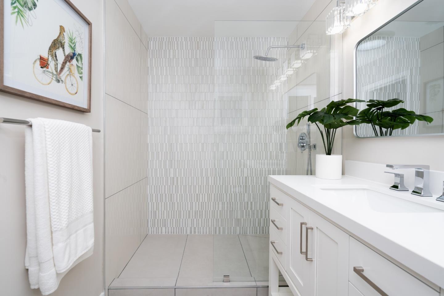 Detail Gallery Image 29 of 37 For 24821 Prospect Ave, Los Altos Hills,  CA 94022 - 4 Beds | 3/1 Baths