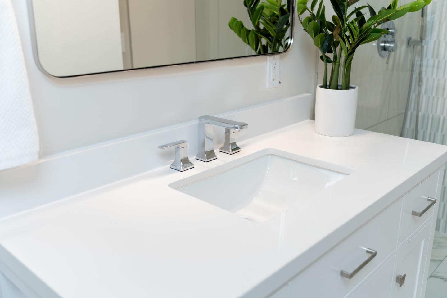 Detail Gallery Image 32 of 37 For 24821 Prospect Ave, Los Altos Hills,  CA 94022 - 4 Beds | 3/1 Baths