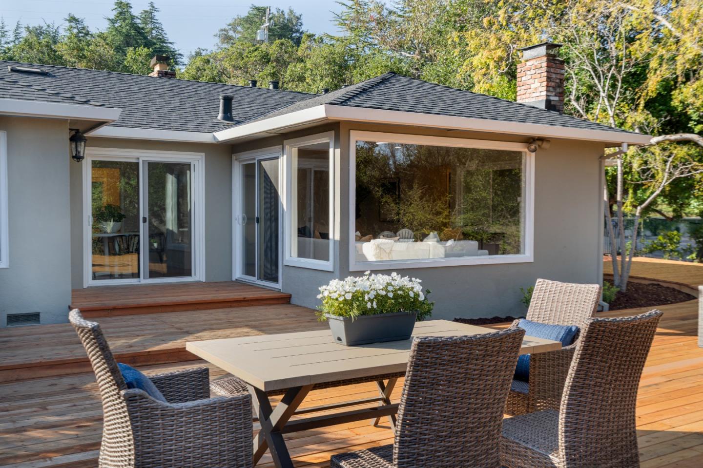 Detail Gallery Image 36 of 37 For 24821 Prospect Ave, Los Altos Hills,  CA 94022 - 4 Beds | 3/1 Baths