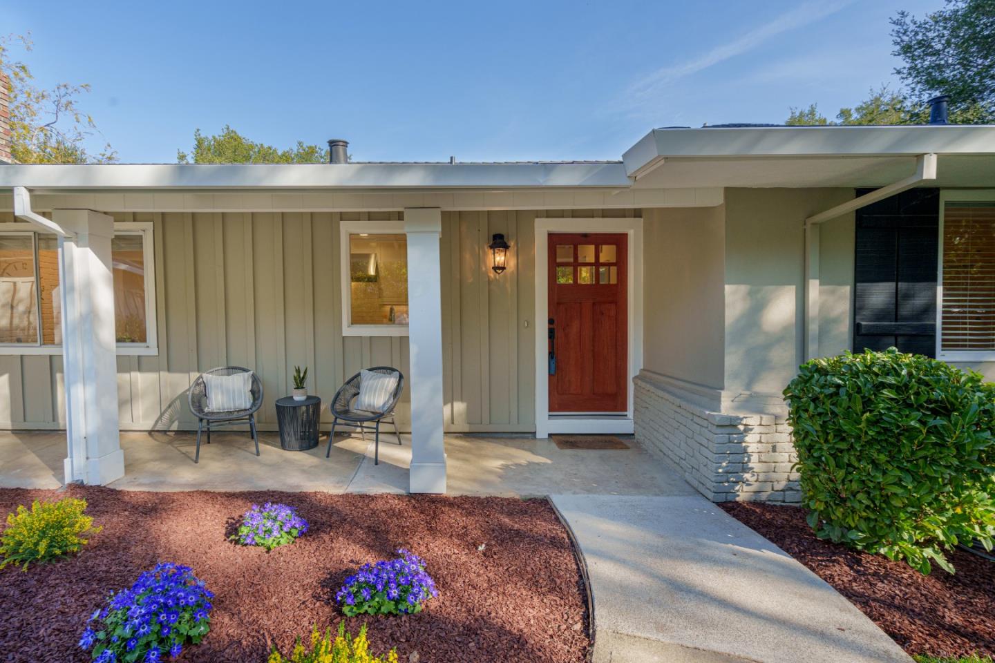 Detail Gallery Image 7 of 37 For 24821 Prospect Ave, Los Altos Hills,  CA 94022 - 4 Beds | 3/1 Baths