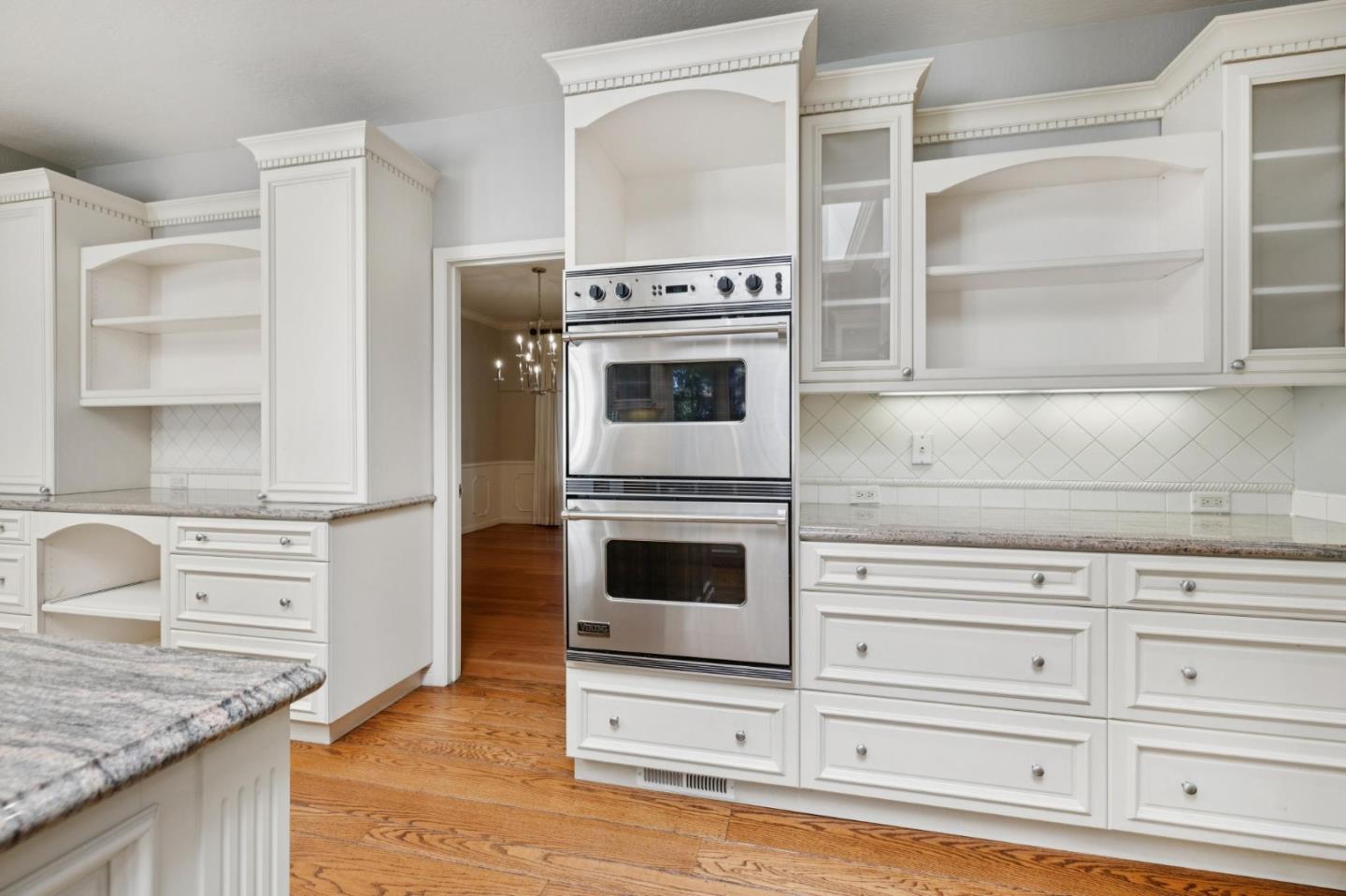 Detail Gallery Image 29 of 76 For 216 Valparaiso, Atherton,  CA 94027 - 4 Beds | 4 Baths