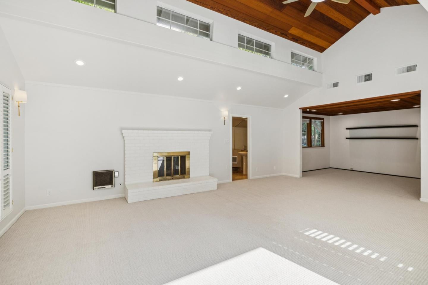 Detail Gallery Image 35 of 76 For 216 Valparaiso, Atherton,  CA 94027 - 4 Beds | 4 Baths