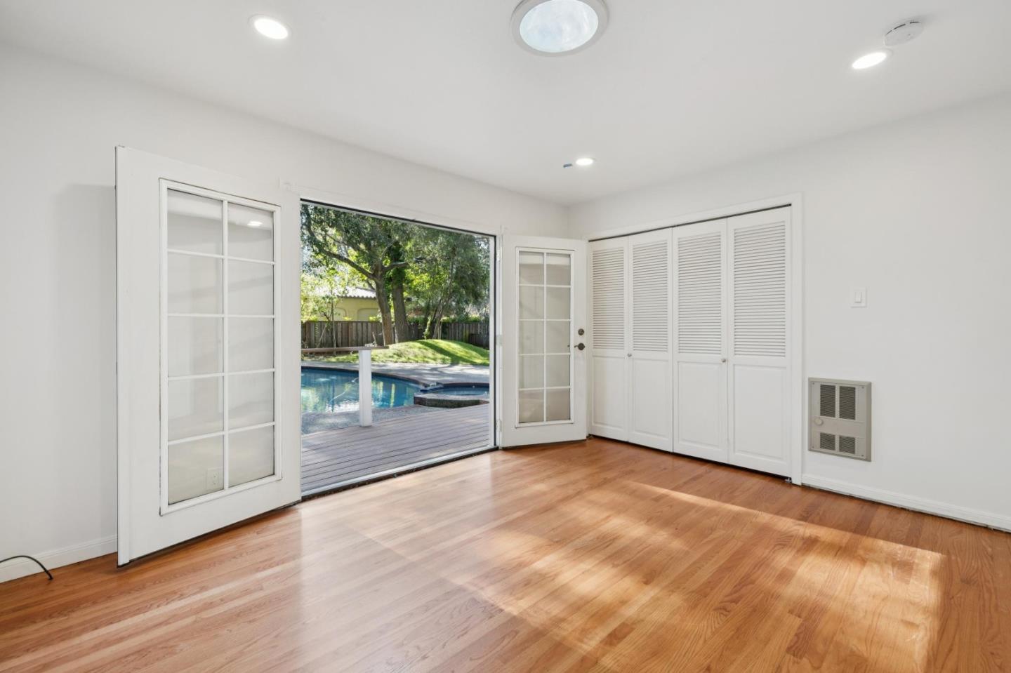 Detail Gallery Image 55 of 76 For 216 Valparaiso, Atherton,  CA 94027 - 4 Beds | 4 Baths