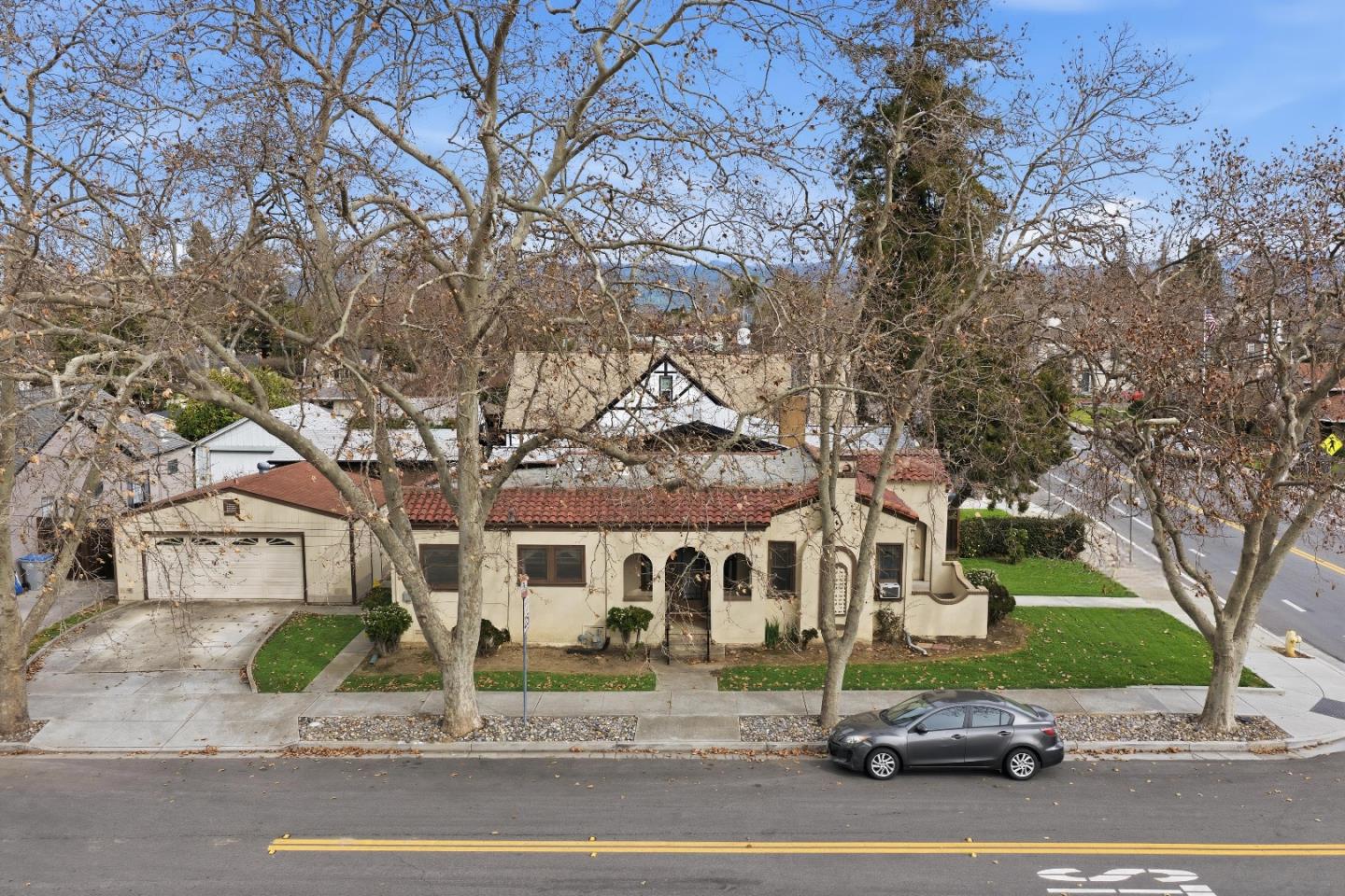 Detail Gallery Image 4 of 32 For 749 Willow St, San Jose,  CA 95125 - 2 Beds | 1 Baths