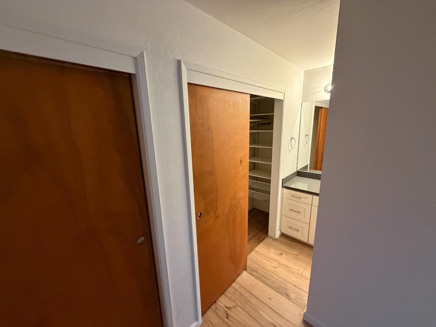 Detail Gallery Image 10 of 13 For 154 44th Ave, San Mateo,  CA 94403 - 2 Beds | 2 Baths