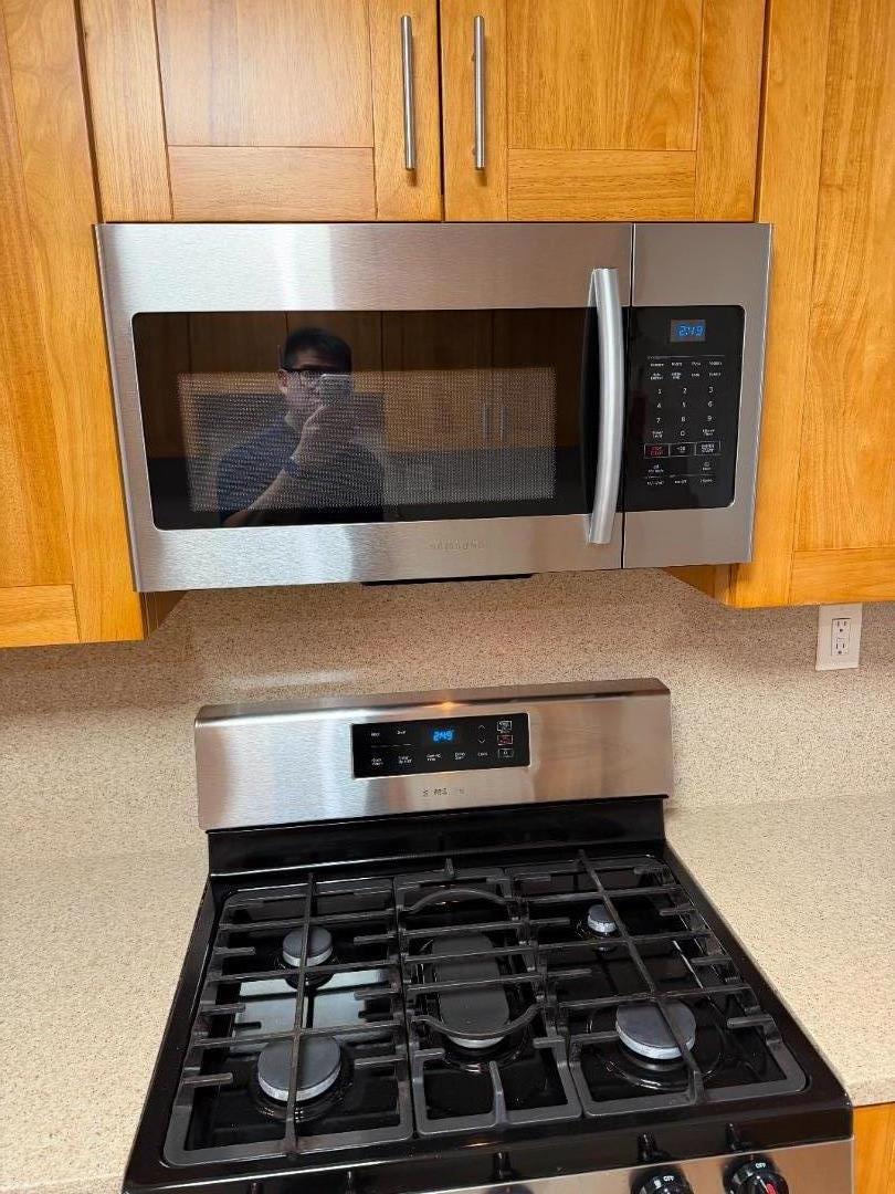 Detail Gallery Image 12 of 13 For 154 44th Ave, San Mateo,  CA 94403 - 2 Beds | 2 Baths