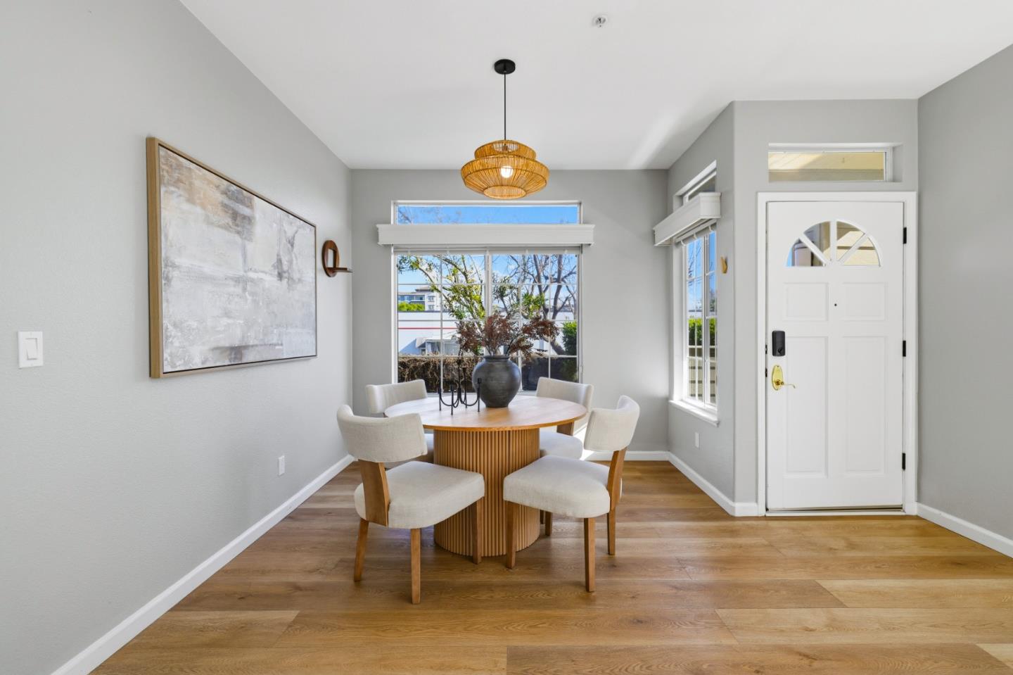 Detail Gallery Image 12 of 111 For 1152 La Rochelle Ter #F,  Sunnyvale,  CA 94089 - 3 Beds | 2/1 Baths